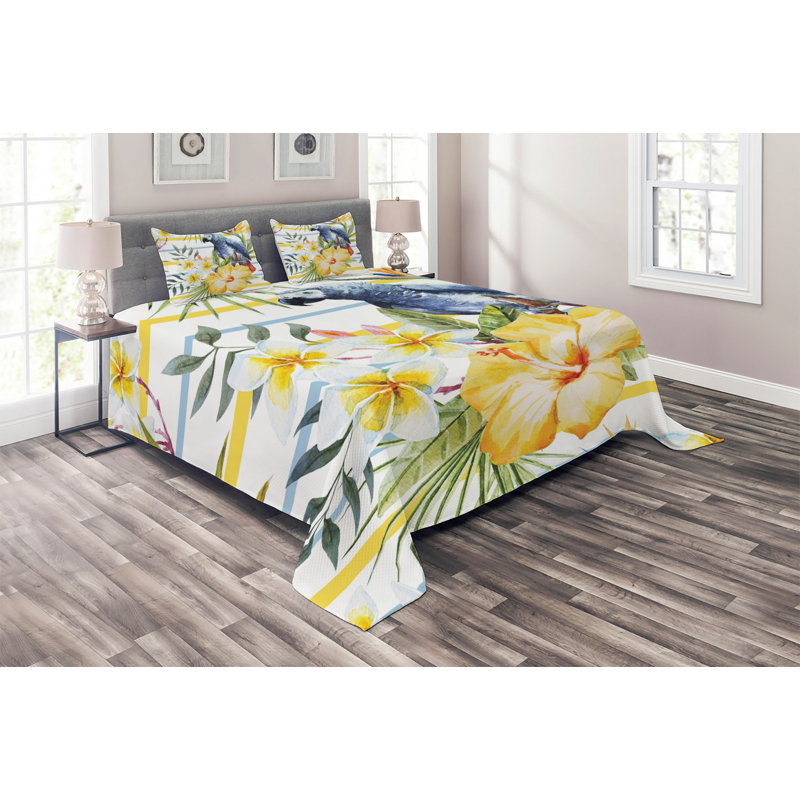 Parrot Coastal Polyester Coverlet, Queen Bedspread + 2 Shams