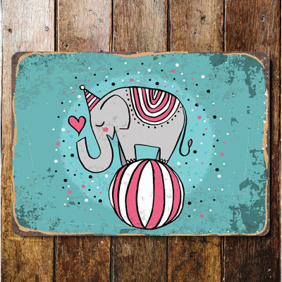 3282 Wall Decor on Metal