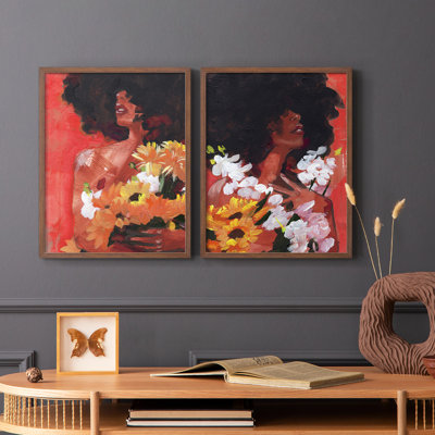 «Through the Flowers I», reproduction encadrée de qualité supérieure - prête à être accrochée - aucun clou requis - aucun clou requis