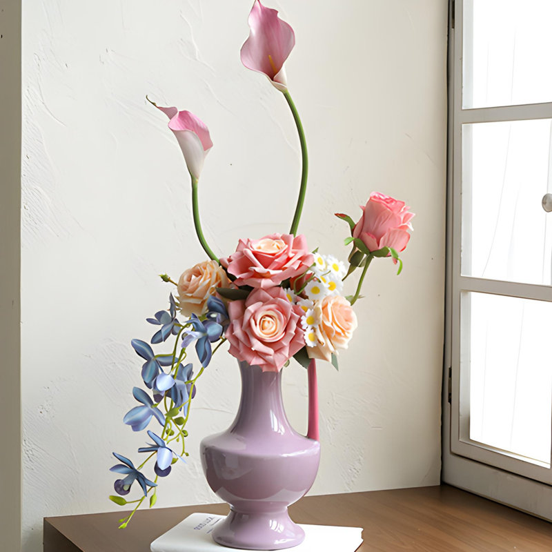 Ornements de fleurs simulées