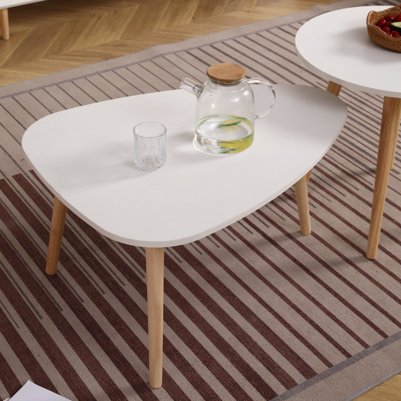 Bureau moderne en forme d'œuf 950: spacieux pour le travail, blanc et chêne