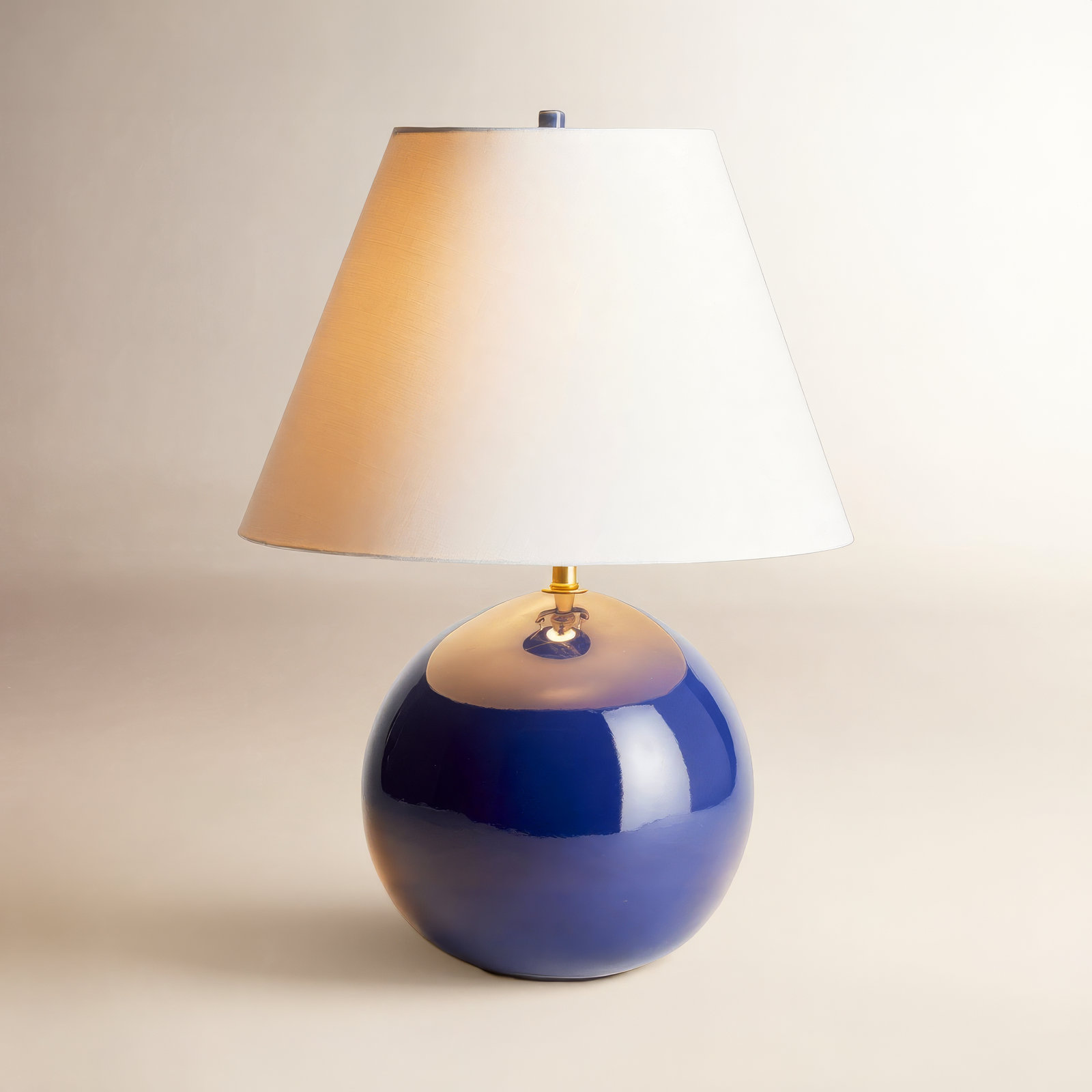 Parsley Ceramic Table Lamp, Blue