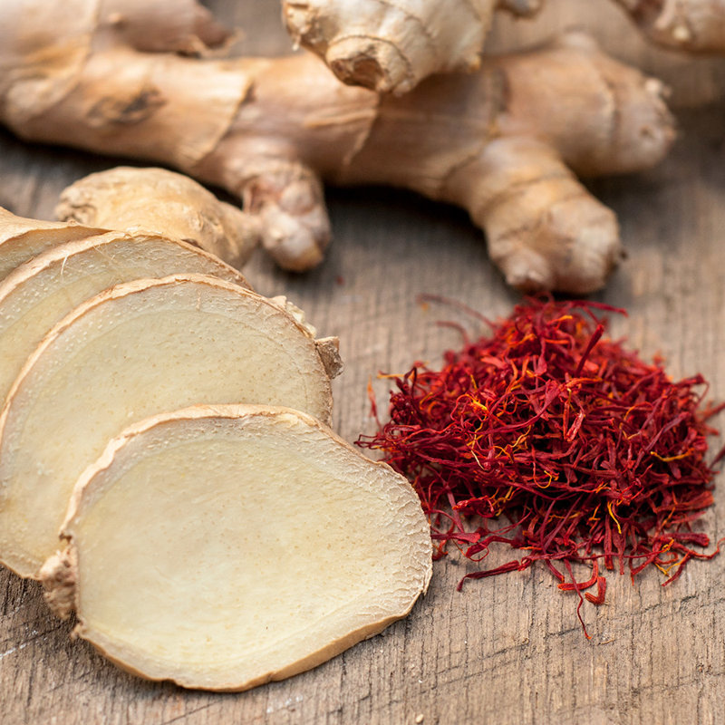 Red Ginger Saffron Scented Jar Candle