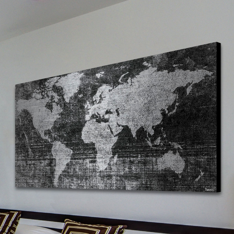 «Lost in the World 2» par Parvez Taj, impression sur toile non encadrée, H 30 po x l 60 po x P 1,5 po