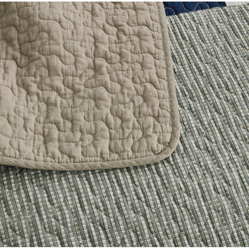 Addy Cotton Patchwork Quilt Set, Oversized King Quilt + 2 King Shams