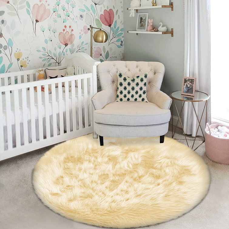 Cheveyo Faux Sheepskin Indoor Rug
