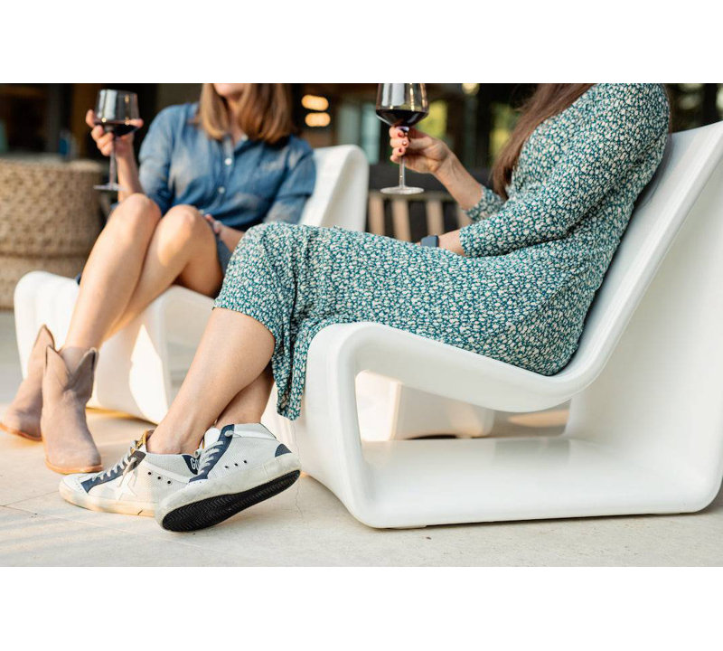 Loop Outdoor Lounge Chair, Highcloud White