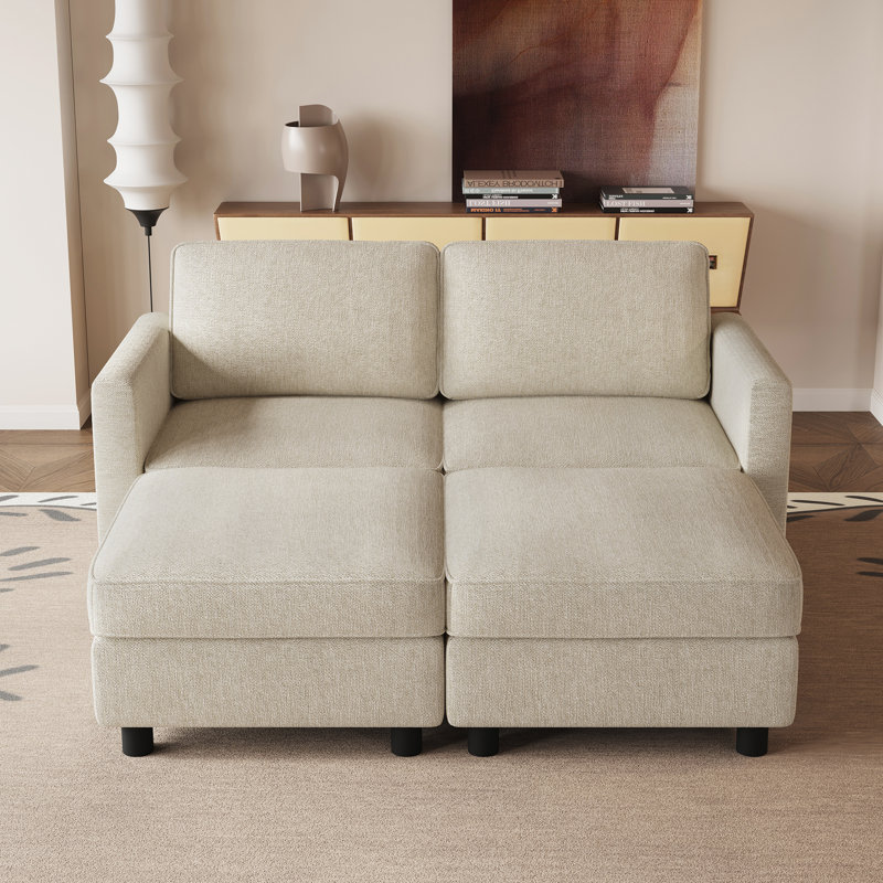 Causeuse avec repose-pieds pour un espace de détente polyvalent, Beige