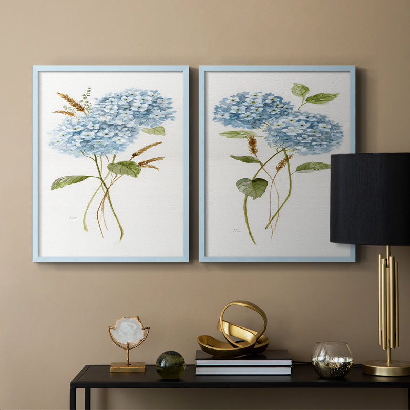 Petite hortensia bleue I - impression encadrée de qualité supérieure - prête à être accrochée - aucun clou requis - aucun clou requis
