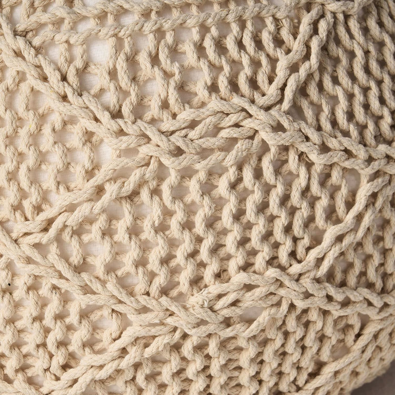 Repose-pieds pour chambre de bébé tricoté 20X20