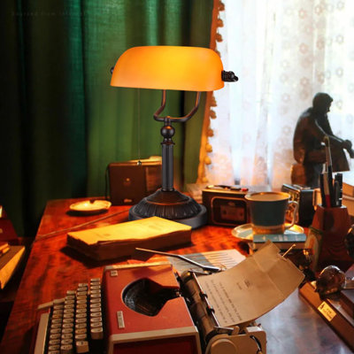 Lampe de bureau Bankers avec interrupteur à chaîne, lampes de bureau à abat-jour en verre ambré, base bronze, base E26, lampe de bibliothèque rétro pour bureau, salle d'étude (orange mat)