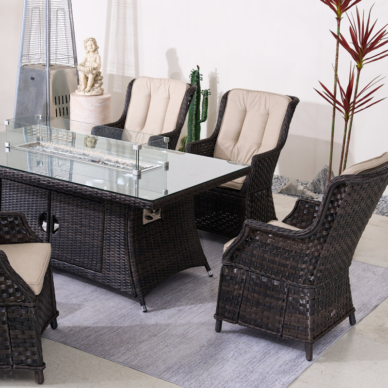 Ensemble de salle à manger d'extérieur en osier avec coussins pour 6 personnes Nadya, Brun, Beige