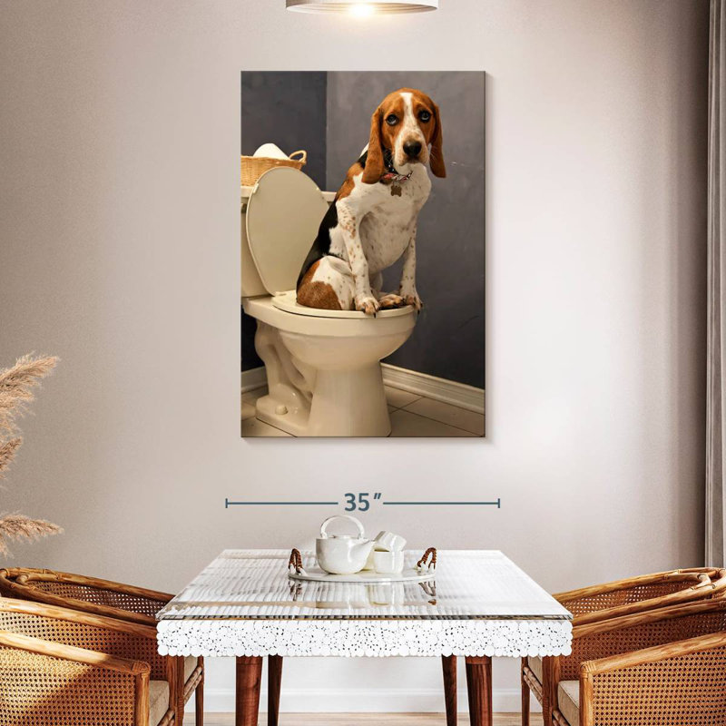 L'heure des toilettes Ketti Hound, H 30 po x l 20 po