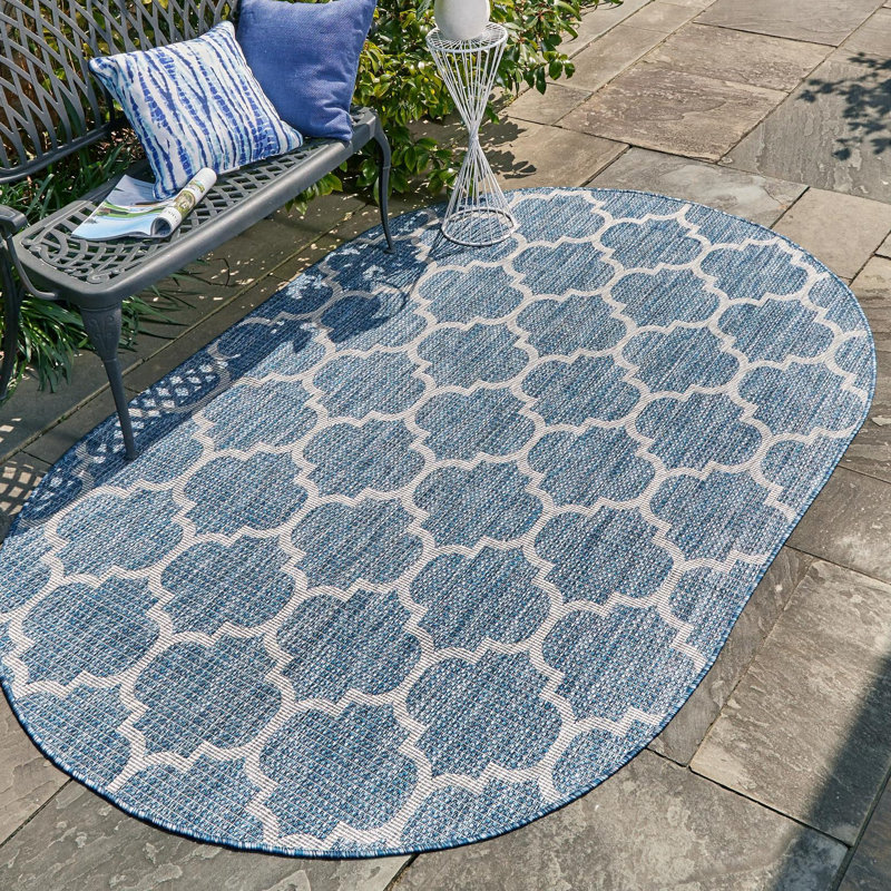Suffolk Blue Indoor/Outdoor Area Rug, Oval 5' x 8'