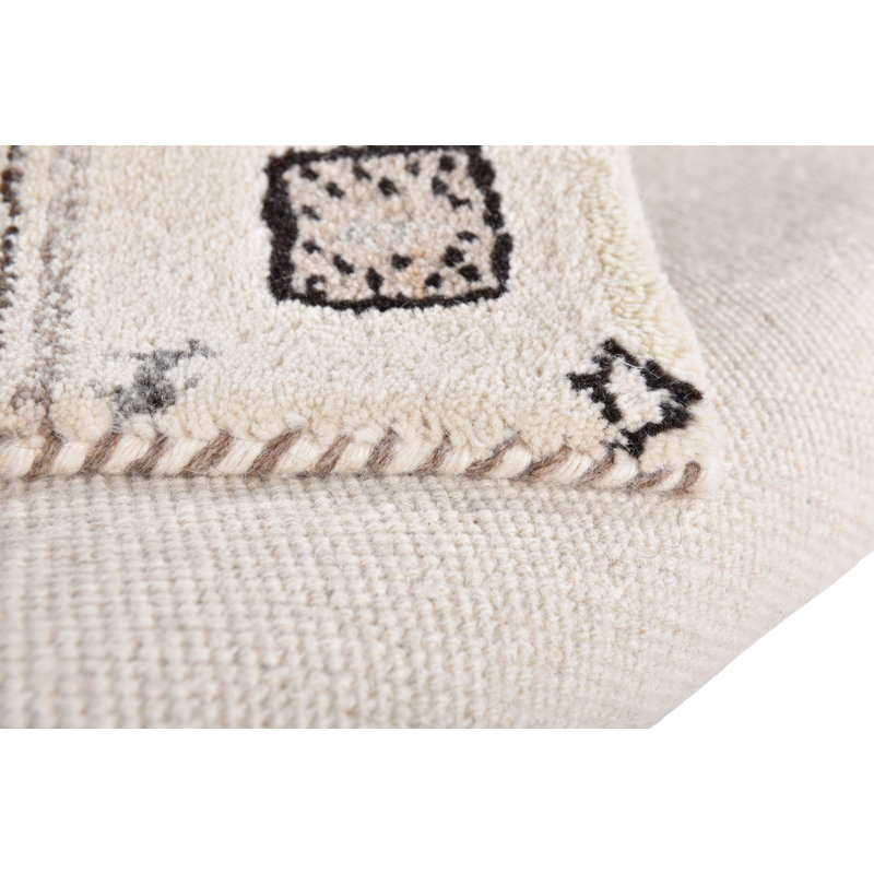 Hand Hooked Wool Beige Rug, Rectangular 250 x 350cm