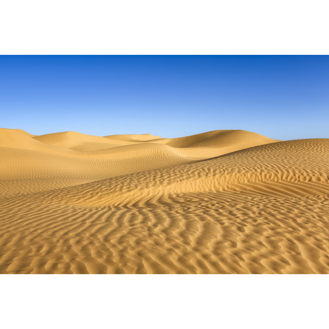 Großes östliches Sandmeer in der Sahara von Tunesien von Cinoby - Ohne Rahmen auf Leinwand drucken