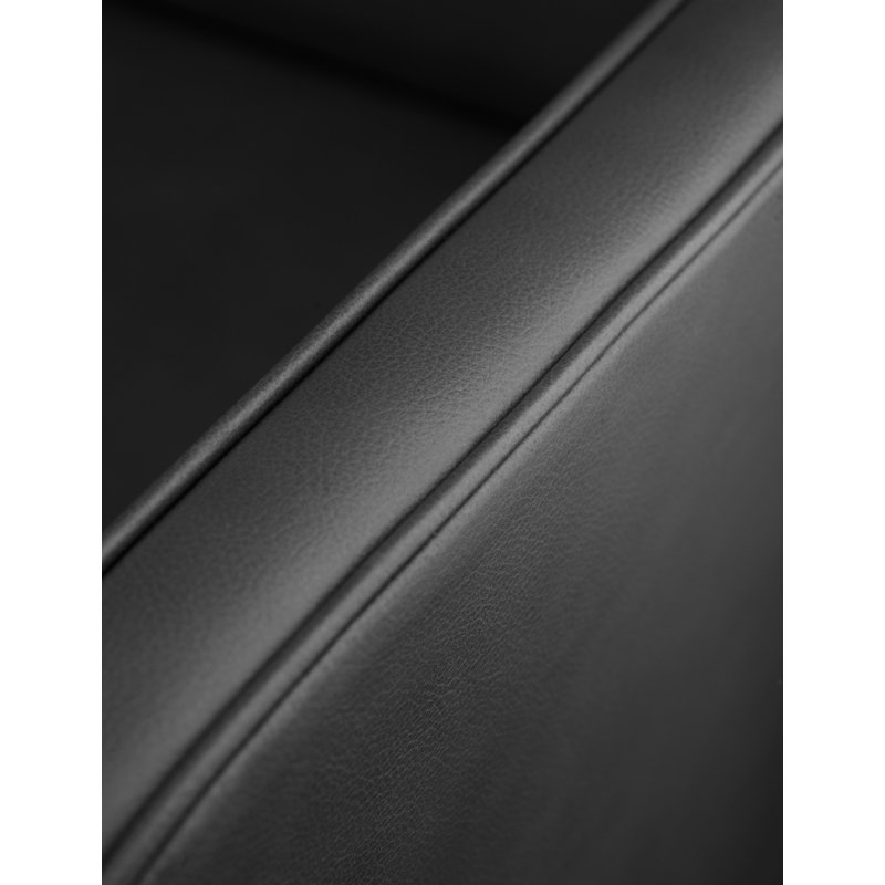 MK 46 Sofa, Black