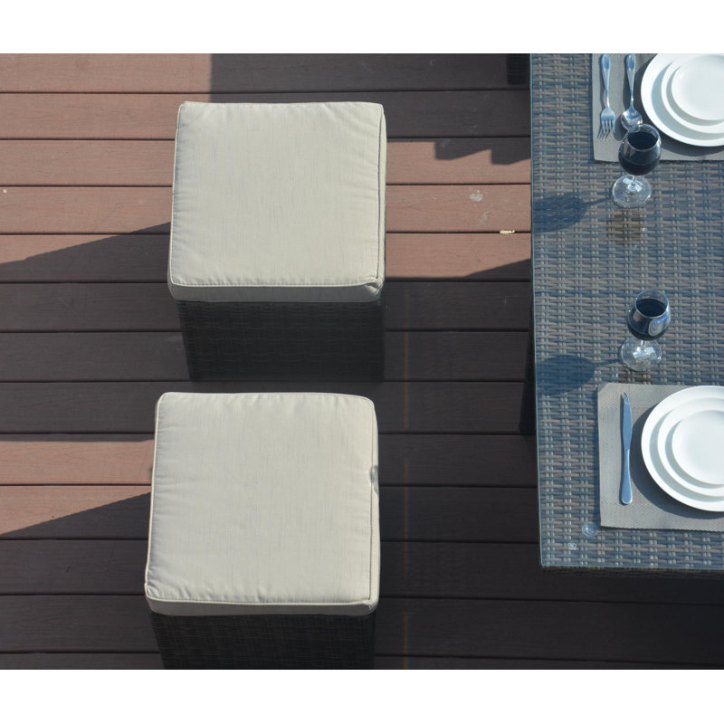 Chaise de patio rembourrée avec repose-pieds, Brun