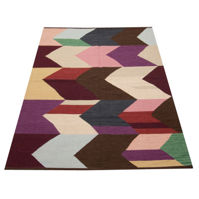 Tapis abstrait mauve / brun / crème en laine tissé à plat à la main à motif abstrait 5 pi 11 po x 8 pi 2 po Abdul-Aziz