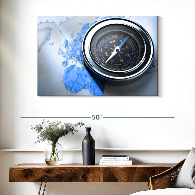 Modern compass Aletra, H 26 po x l 39 po