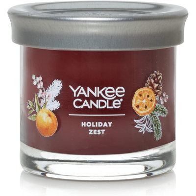 Bougie parfumée Holiday Zest, petit gobelet Signature 4,3 oz, mèche, plus de 20 heures d'autonomie, Noël | Bougie des Fêtes