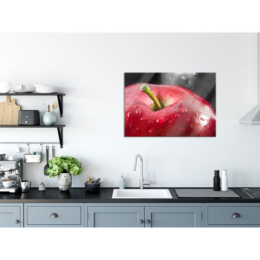 Ungerahmtes Foto auf Glas "Roter Apfel mit Wassertropfen"