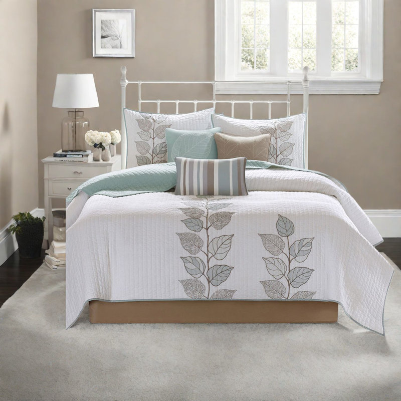 Bedding Sets, Embroidered Floral Style, Ideal For Home Comfort