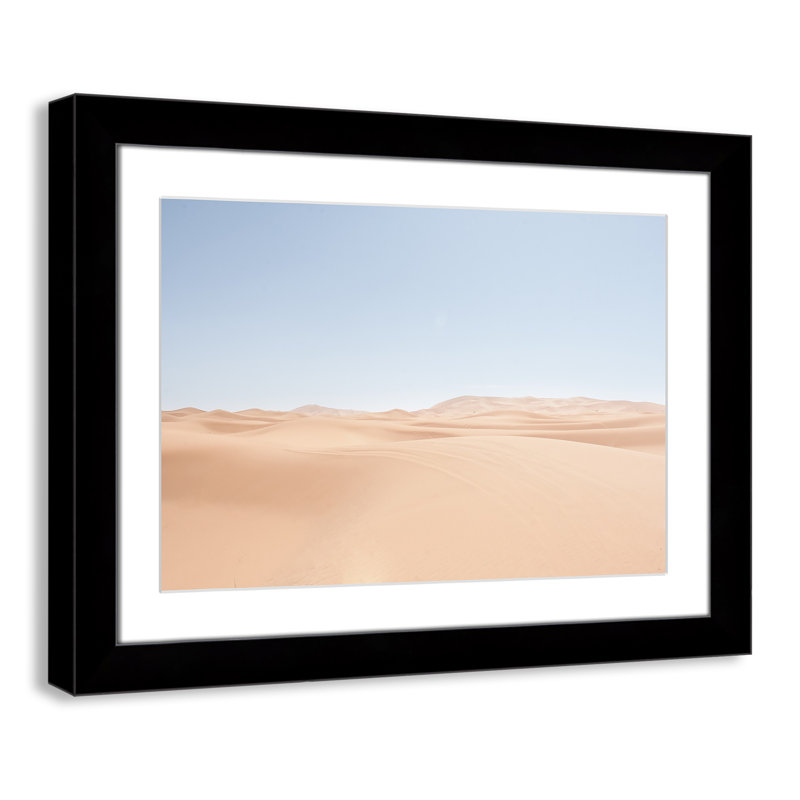 «Desert Serenity» par Mark Eder, Blanc, H 18,5 po x l 24,5 po x P 1,25 po, Cadre cubique noir