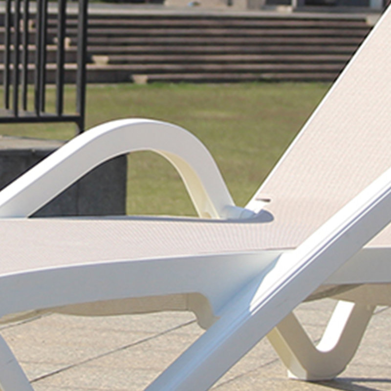 Chaise longue d'extérieur Lemonia