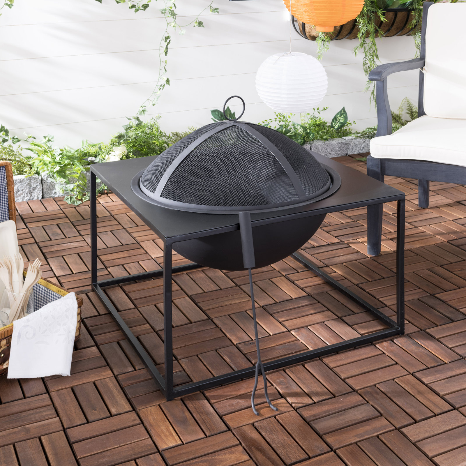 Rebekka Square Fire Pit