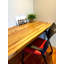 Plateau de boucher en teck fini UV avec double rebord pour comptoir, îlot, bureau ou établi-126286880
