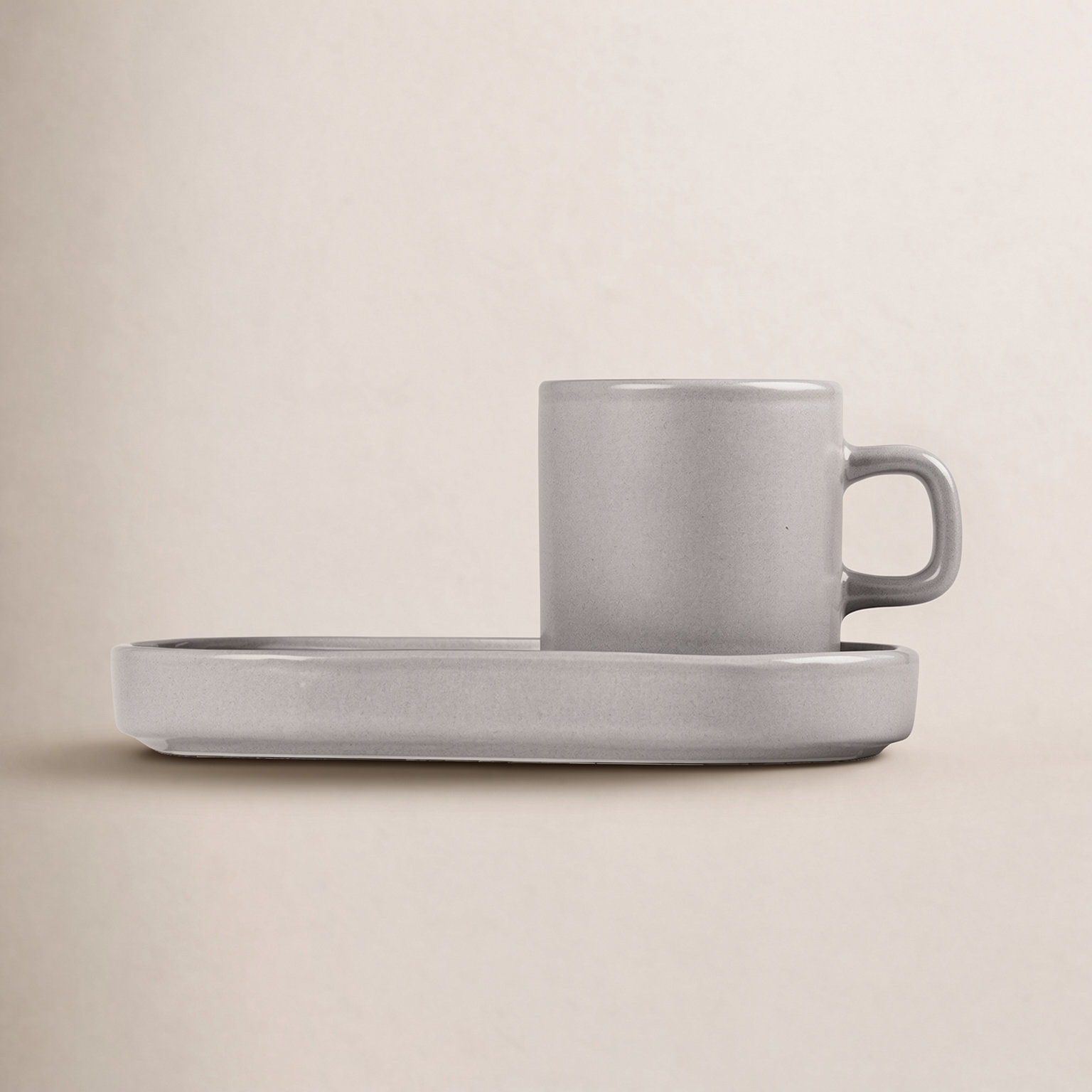 PILAR Stoneware Espresso Cup with Tray, Gray