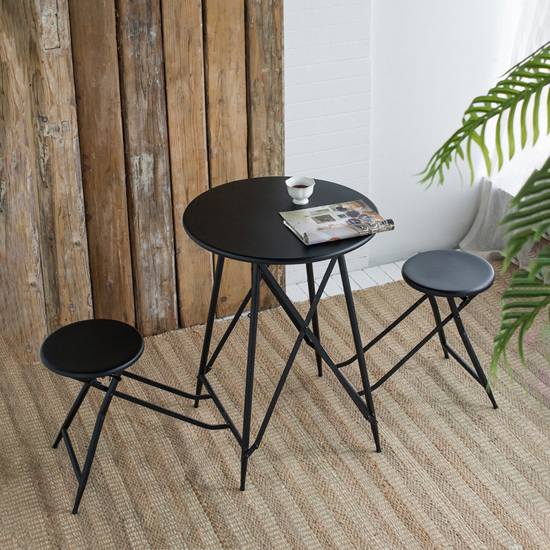 Table d'appoint escamotable 60,83 x 24 x 32,3 po et deux sièges