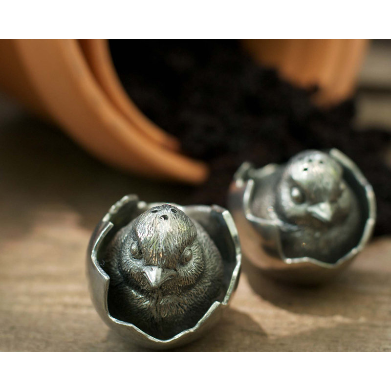 Garden Friends Salt And Pepper Shaker Set
