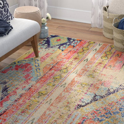 Indira Washable Geometric Indoor Rug