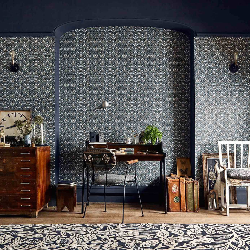 Morris Bellflowers 10.05m x 52cm Matte Wallpaper Roll