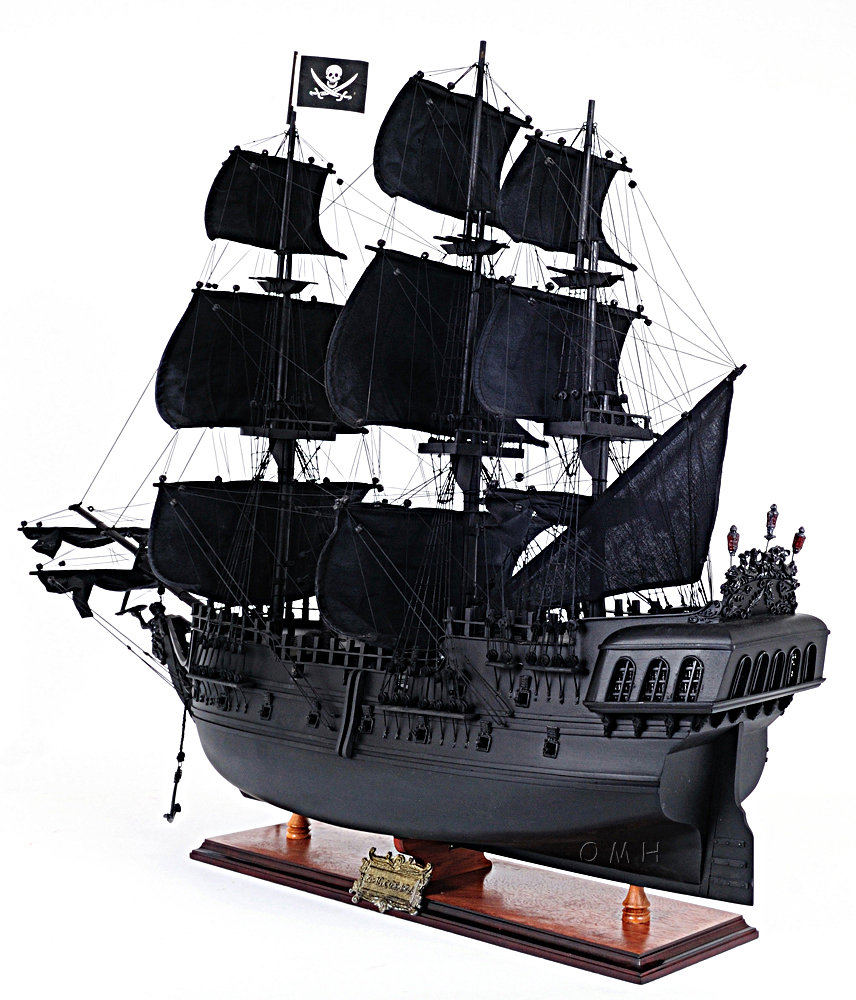 THE BLACK PEARL Pirate Ship, Halloween Feature