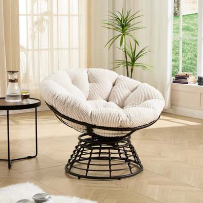 Fauteuil ergonomique pivotant à 360 degrés, cadre brun, coussin blanc, pour une utilisation intérieure et extérieure. Fauteuil pivotant confortable, pouvant supporter jusqu'à 300 lb, dans une chambre à coucher de salon moderne