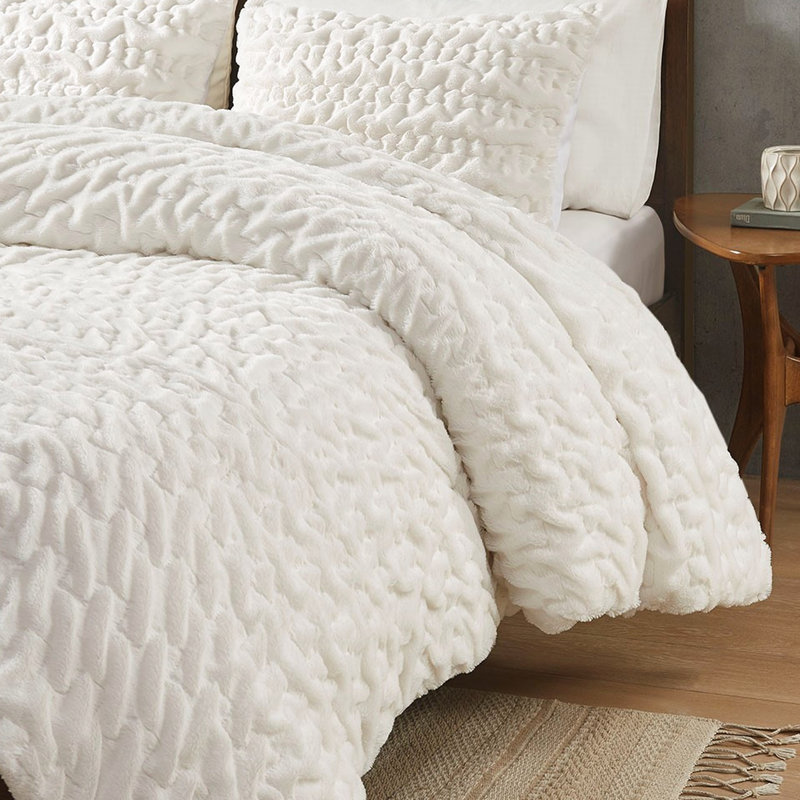 King/ King Comforter - Fur Graceful Luxury