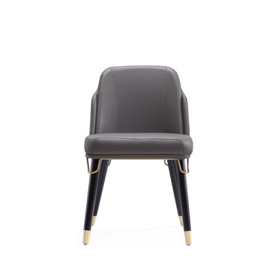 Chaise d'appoint rembourrée en cuir massif Estelle