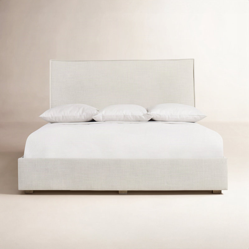 Highland Park Upholstered Bed, King