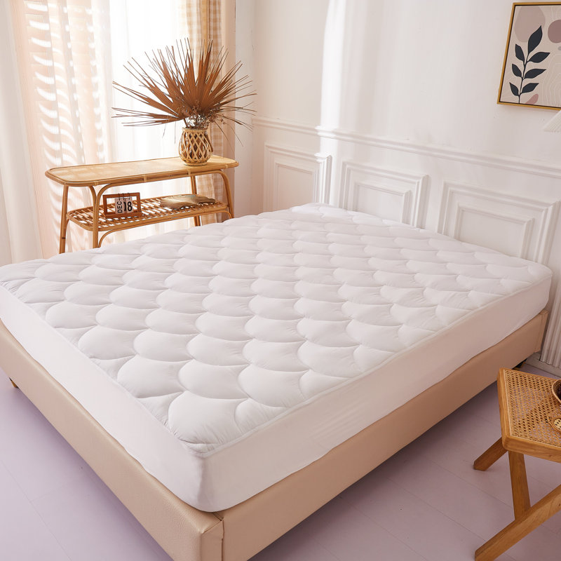Brunilda 0.5'' Down Mattress Topper, California King