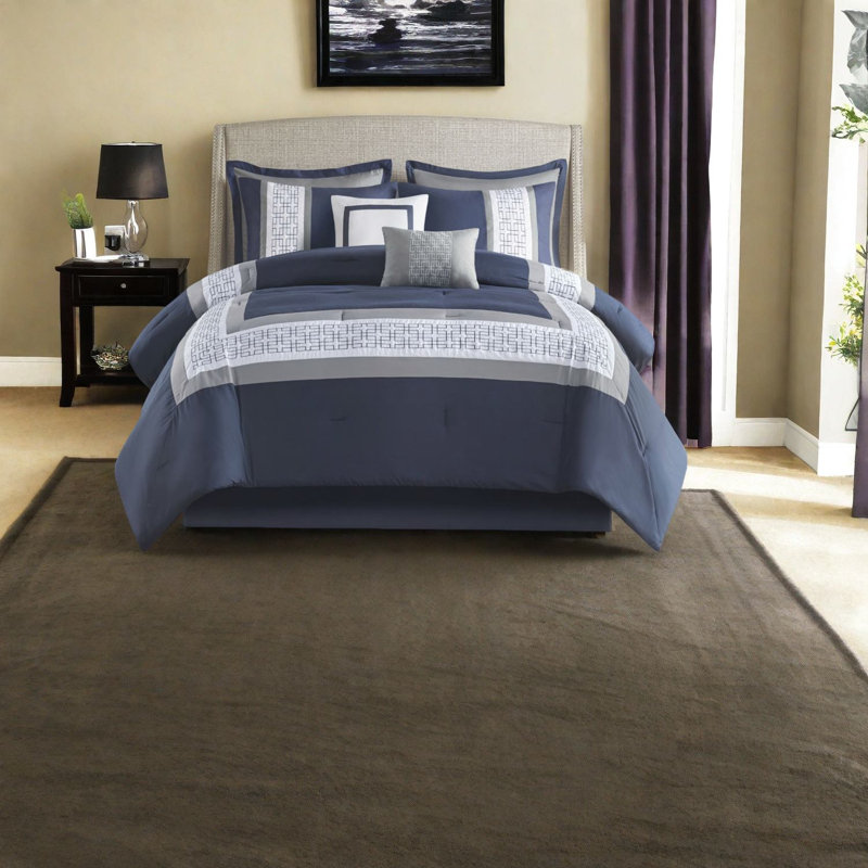 Ensemble de literie 8 pièces Elegant Navy, en polyester hypoallergénique, de style hôtel