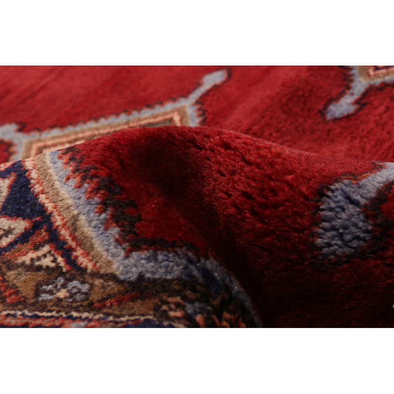Tapis rouge Anadol 3 pi 6 po x 8 pi 10 po