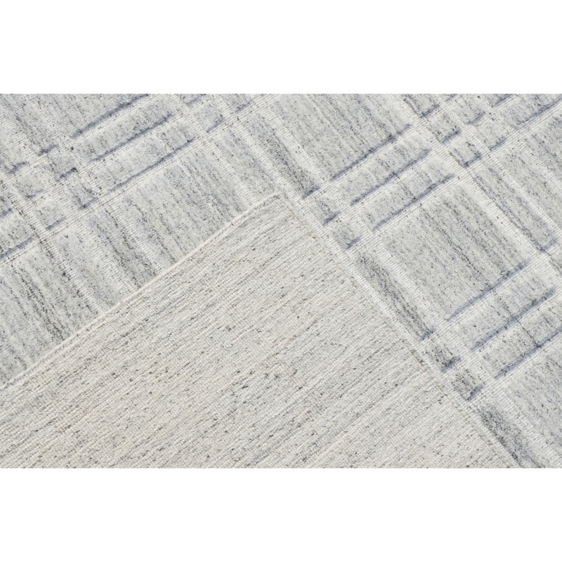 Plaid Area Rug in Silver/Beige, Rectangle 8' x 10'
