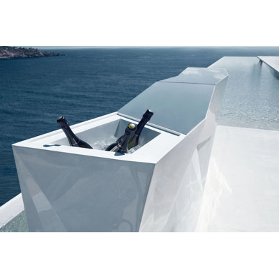 Faz Double Bar with Ice Bucket - RGBW LED - Battery Powered by Vondom