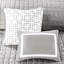 Collection de literie pour lit double / grand lit gris - édredon et taies décoratives en microfibre douce lavable à la machine-124544278
