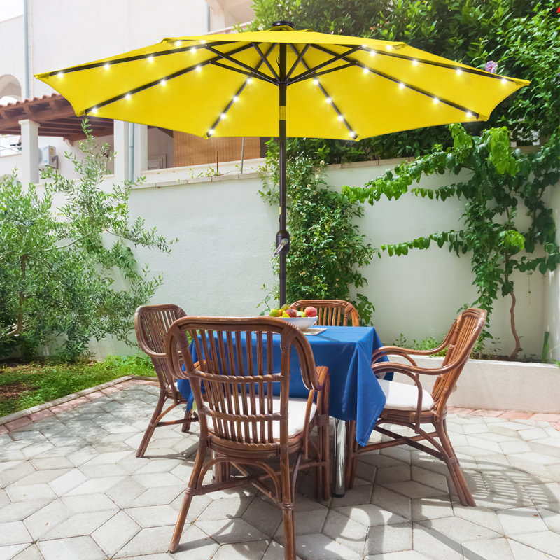 Parasol de marché lumineux 9 pi Odis, H 92,5 po x l 108 po x P 108 po, Jaune