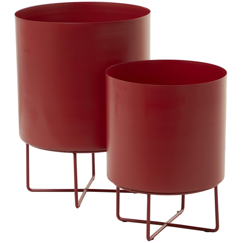 CosmoLiving by Cosmopolitan 2-Piece Modern Iron Pot Planter Set, Red