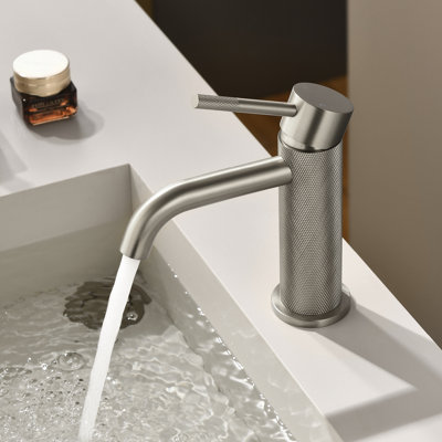 Widespread Bathroom Sink Faucet 1 Hole Brushed Nickel Bathroom Faucet With Pop-up Drain Bathroom Vanity Faucet